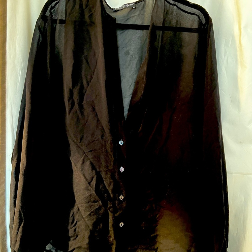 Dolce and Gabbana sheet long sleeve button down. Made in Italy.